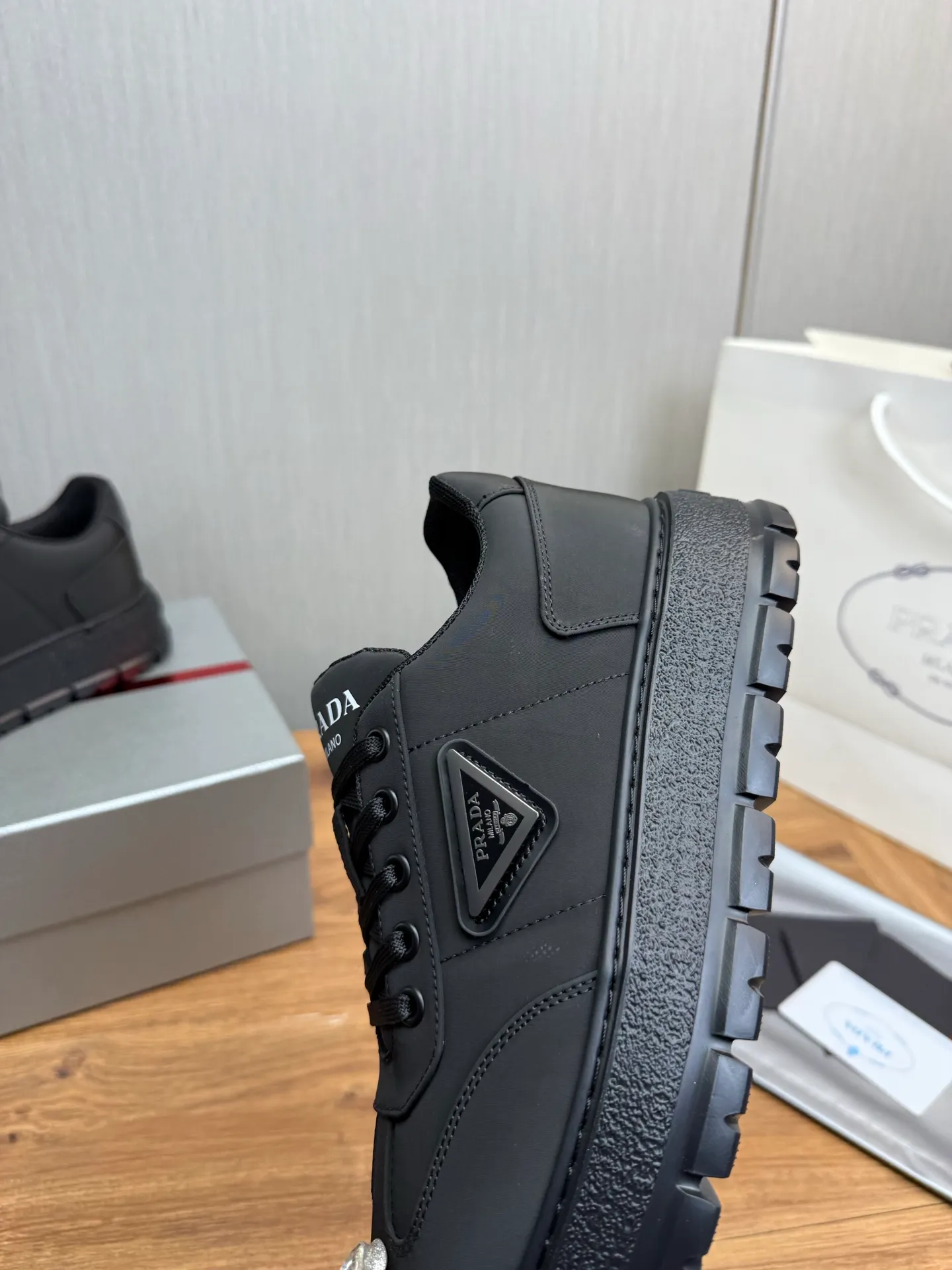 Men's shoes 💰560💰 [PRADA] Popular men's shoes shipped 👏Official website synchronized ⬆️Original imported waterproof fabric + cowhide lining, 1⃣️:1⃣️reproduction, original sole, 38-45 (45. Customized, non-refundable)